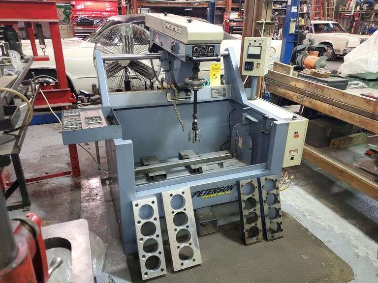 Peterson Machine Tool Inc. Powerstroker Model HC1DP engine block