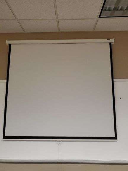 70-da-lite-projector-screen-please-bring-tools-to-take-off-wall