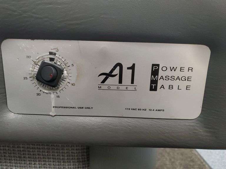 Aqua Jet Power Massage Table, Model A1. Professional Chiropractic