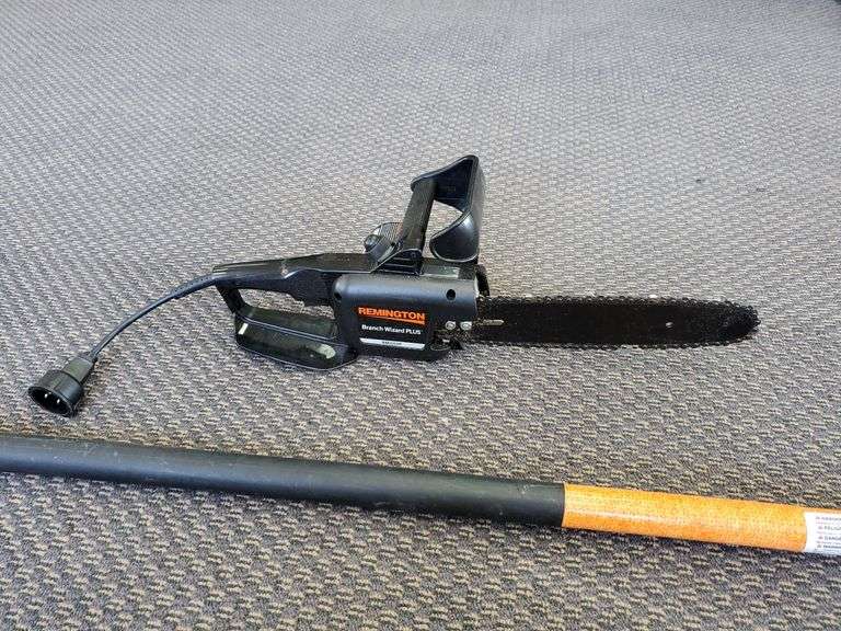 Remington Branch Wizard Plus electric chainsaw with extension pole