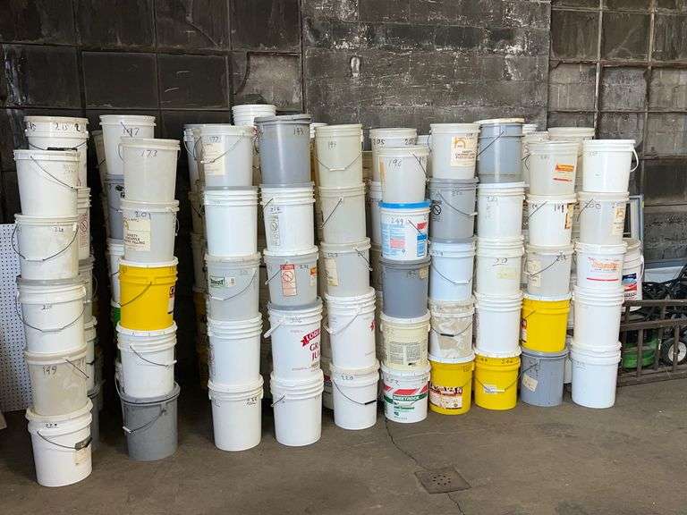 TEN (10) FiveGallon Buckets with Lids BidAssets Online Auctions