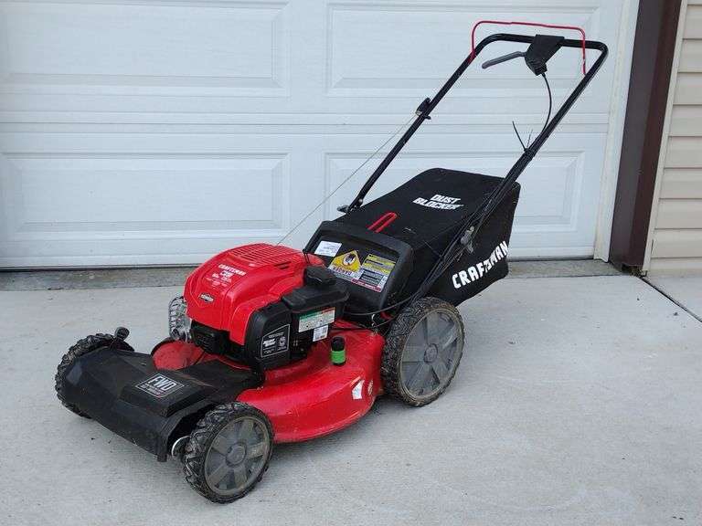 Craftsman M230 SelfPropelled walk behind Lawnmower. 21" Deck and 163cc