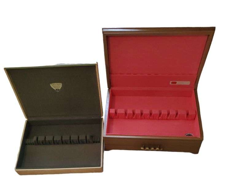 1847 Roger's Bros Wooden Silverware Flatware Storage Box Chest 17"x11.5"x4"And vintage cardboard