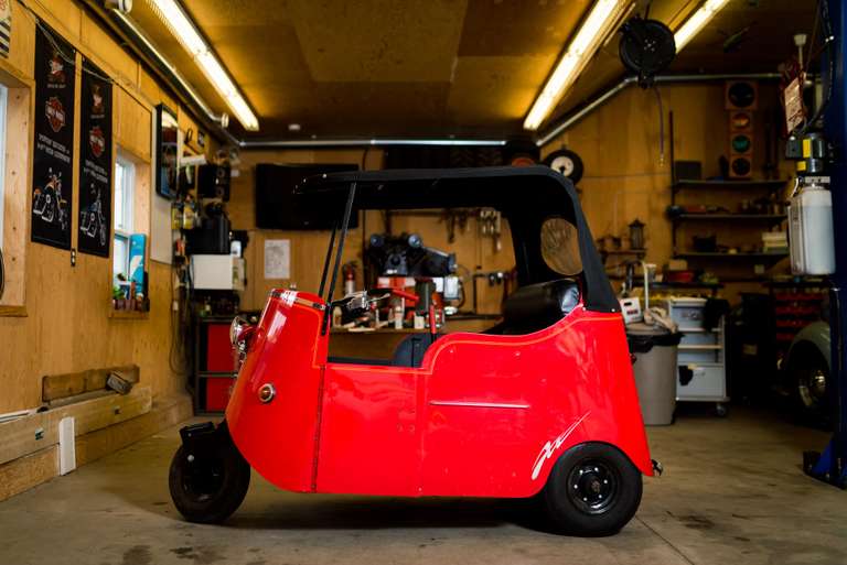 1956 Electric Shopper Mini Car VIN 107404 Bartlett Auctions Inc.