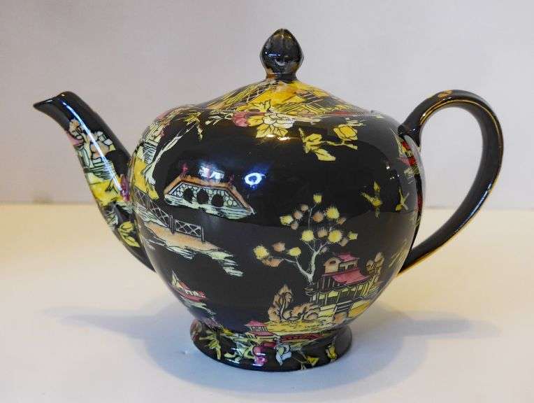 1940s Vintage Royal Winton Pekin Black Chintz Teapot Albans Teapot