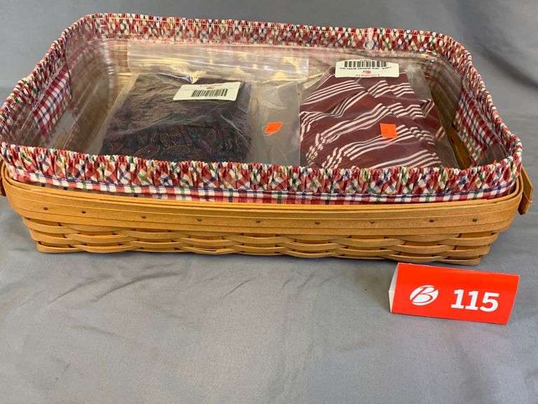 Longaberger Basket with Plastic Liner and 3 Cloth Liners Bartkus