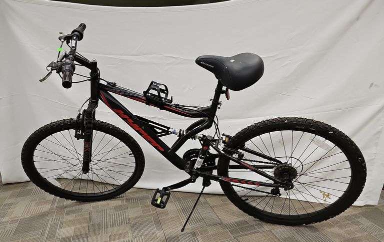 Hyper Bicycle Men's 26" Shocker Mountain Bike