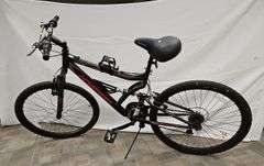 Hyper Bicycle Men's 26" Shocker Mountain Bike