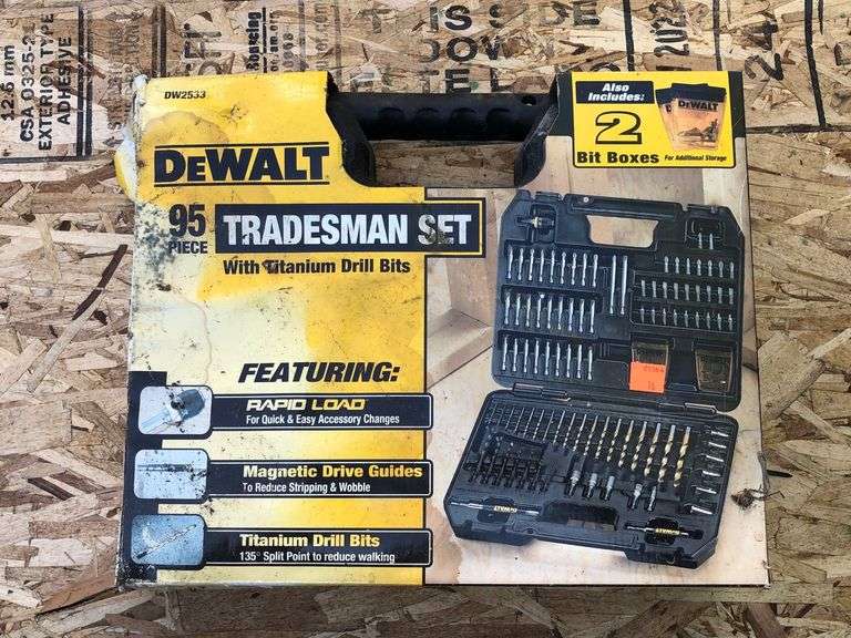 DeWalt Tradesman Set Titanium Drill Bits Mag Drive Drivers NEW