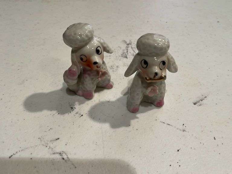 Poodle figures