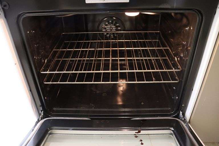 GE 30" electric range with oven Backes Commercial Auctioneers