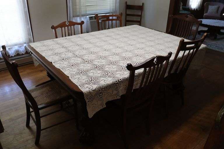 52" x 75" heavy duty Maple ornate dining table with claw feet & mixed