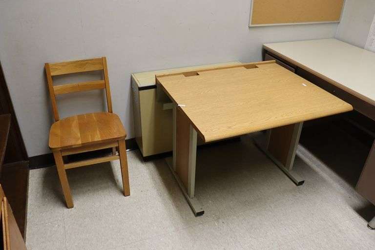 Office to go stool, chair, table, desk, 3 file