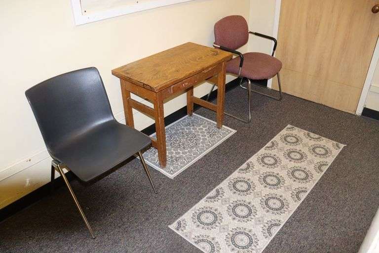 Room to go Chairs, tables, rug, & more nothing attached to walls