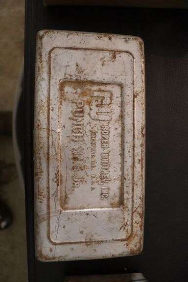 Roper Whitney Punch No 5 JR - Backes Commercial Auctioneers