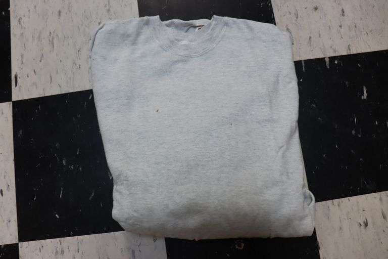 2 boxes to go - Ash crew necks 18)Mediums - Ash tshirts - 9)3XL, 3)4XL