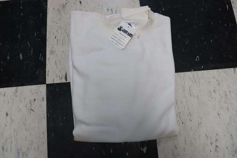 3 boxes to go - Gilden white crewnecks - 26)Small, 72)2XL