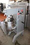 Univex M-30 portable 30 quart mixer with stainless bowl, bowl ring, & dough hook