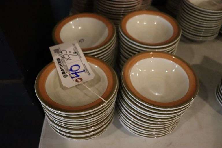 Times 53 - World 6" green & brown rimmed bowls