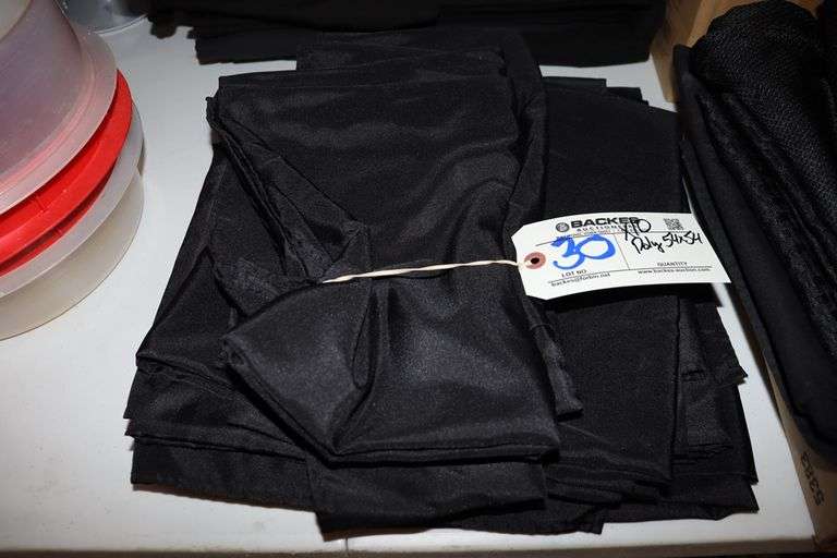 Times 10 - 54" x 54" black polyester table covers