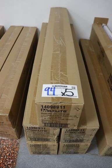 Times 6 - Cases MaxLite LED 4' T8 lights