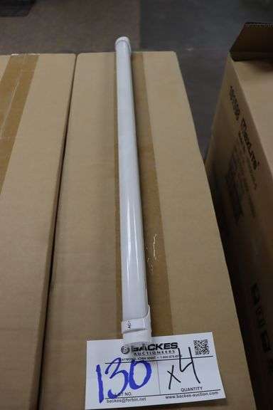 Times 4 - Cases MaxLite LED 2' T8 lights