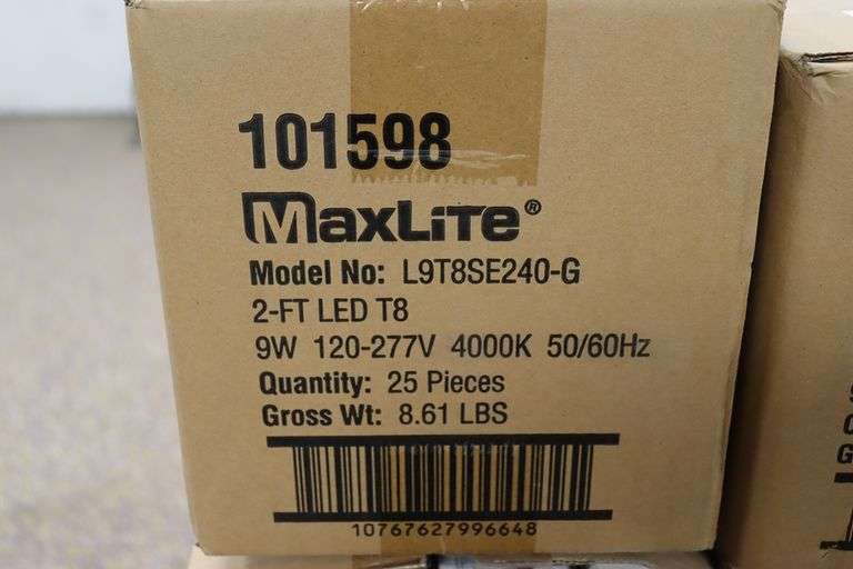 Times 4 - Cases MaxLite LED 2' T8 lights