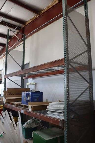 42" x 13' x 16' tall pallet racking with wire decking