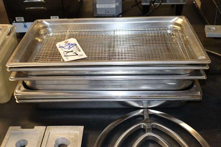 Times 7 - 12" x 20" x 2" stainless inset pans with 2 cooling screens
