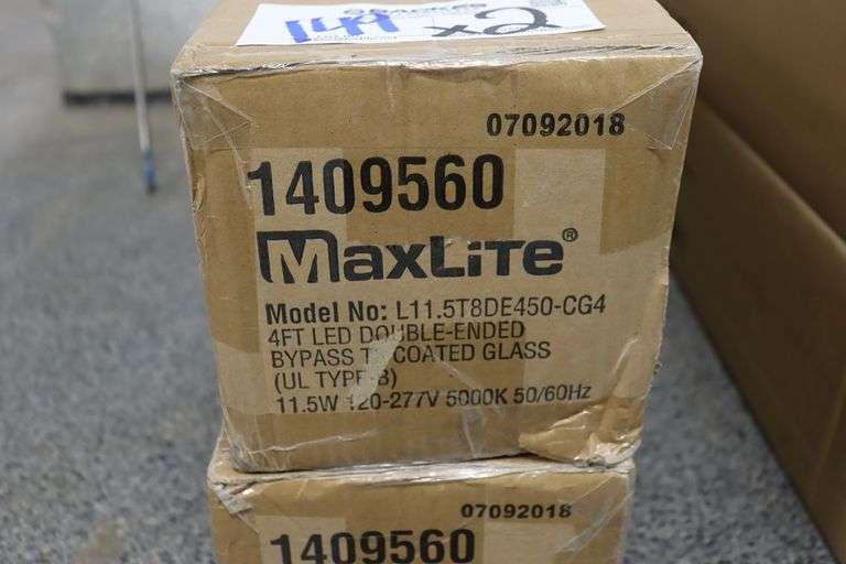 Times 2 - Cases MaxLite LED 4' T8 lights