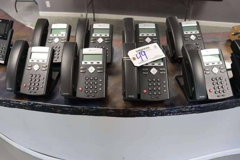 All to go - Polycom model TRA (9) phone system - no backhouse controls