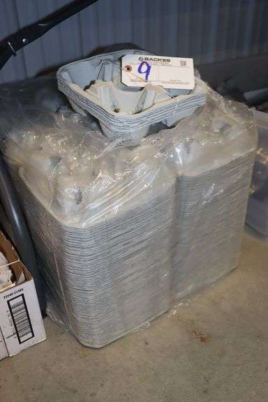 1/2 sleeve of cardboard 4 cup drink carriers