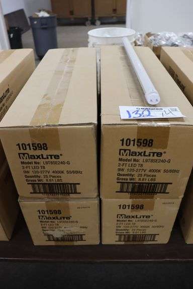 Times 4 - Cases MaxLite LED 2' T8 lights