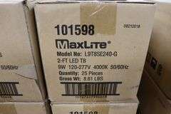 Times 3 - Cases MaxLite LED 2' T8 lights