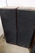 Sony stereo with sub & 2 stand up speakers