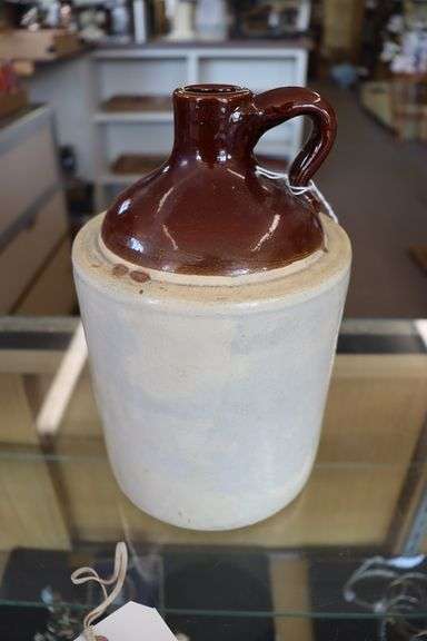 Western Stoneware 6" x 9" tall jug