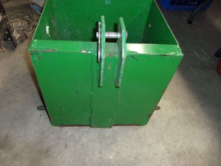 Small compact tractor 3 point ballast box