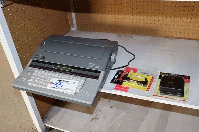 Smith Corona SD780 electric typewriter