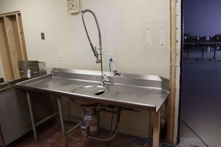 78" stainless left hand soil table