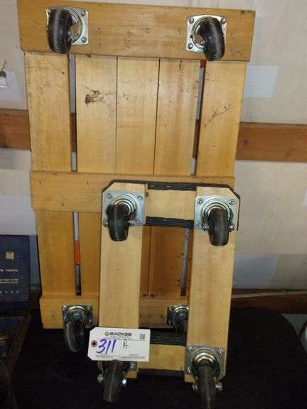 Pair of moving carts