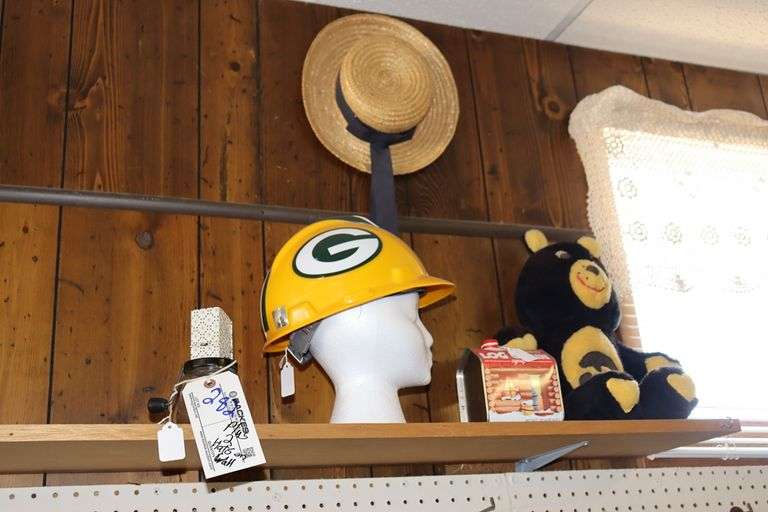 All to go - Hats, toys, & more