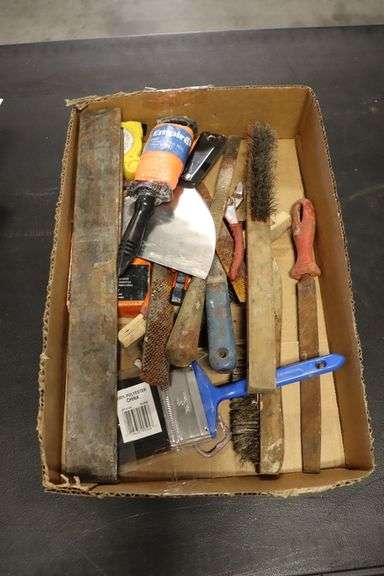 Box to go - Files & wire brushes