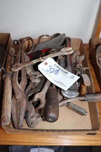 Box flat to go - Vintage wrenches, tools, & more