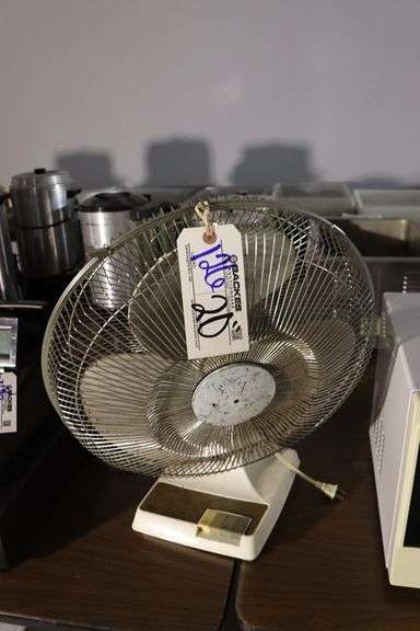 16" oscelating fan