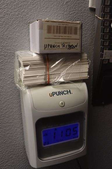 Upunch HN4000 digital time clock with cards & holder