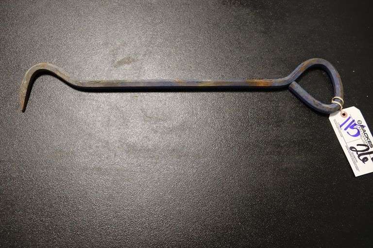 26" Man hole cover removal hook