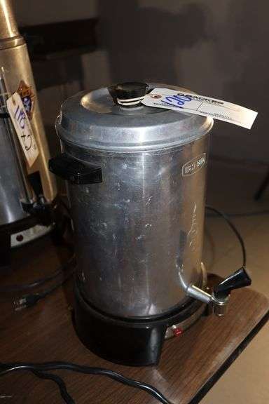 West Bend 30 cup coffee dispenser