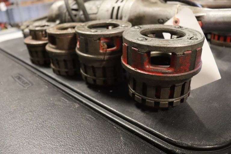 Ridgid 700 power threader w/ 4 dies - 3/4" to 1-1/2" dies