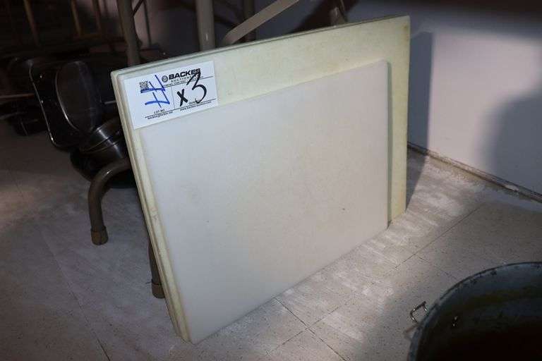 Times 3 - 2) 18" x 24" & 1) 15" x 20" white poly cutting boards