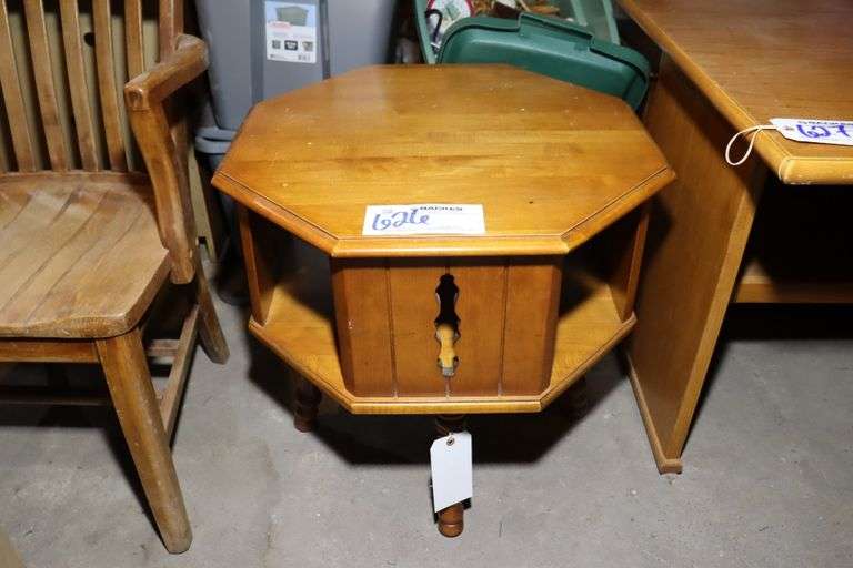 24" octagon wood table